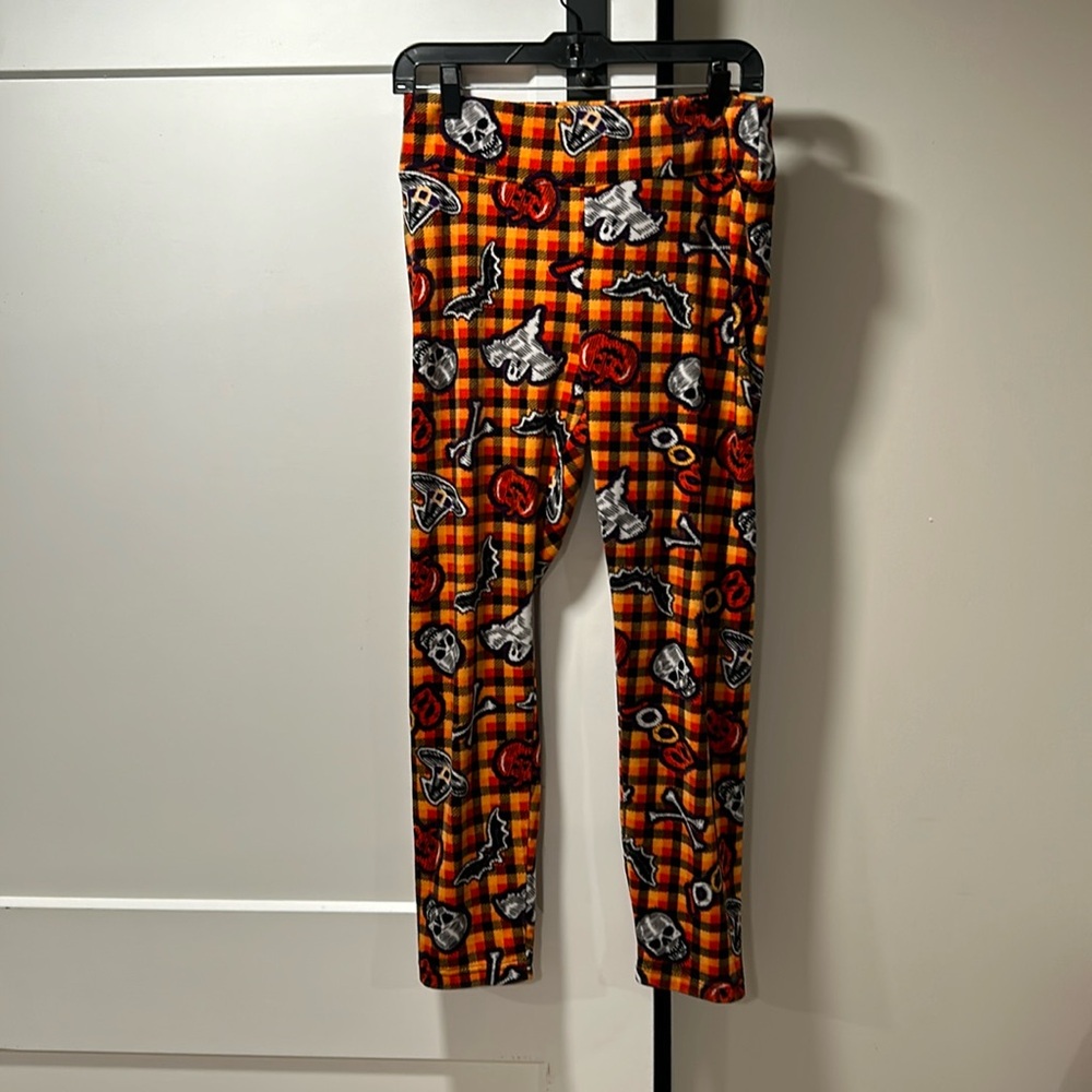 No Boundaries Halloween 👻 lounge pants. Size XL 15-17. Worn a few times
